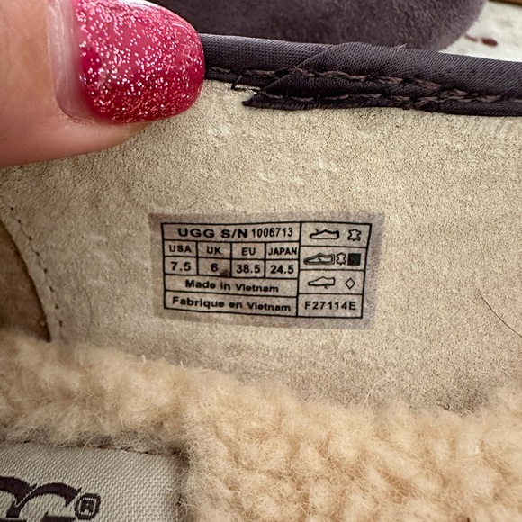 UGG Alloway Purple Rhinestone Bow Sherlong Lined Loafers sz: 7.5 - Picture 6 of 9